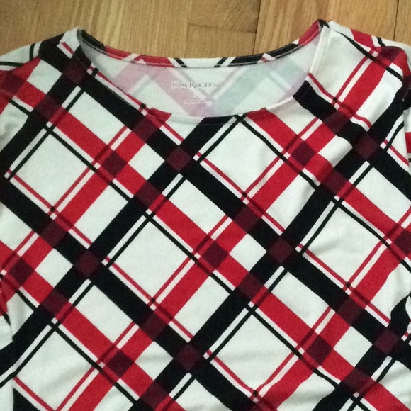 Top - Picture 2 of 3